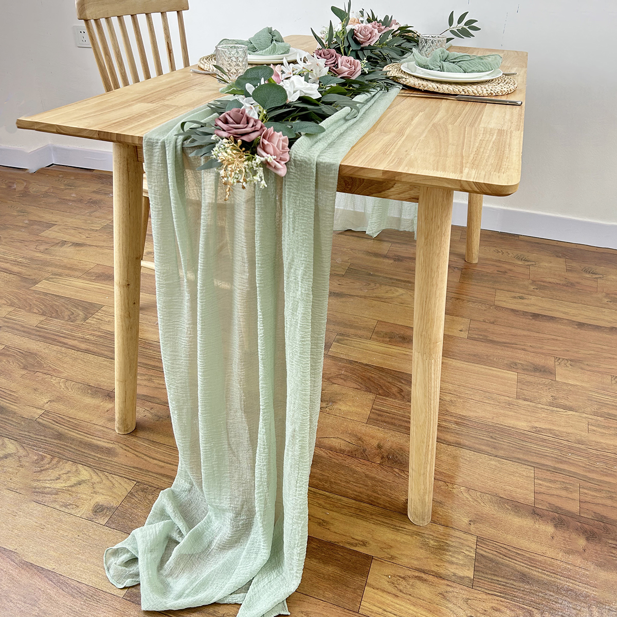 Sage Green Gauze Table Runner  - đánh giá và giá Christmas Table Runner
